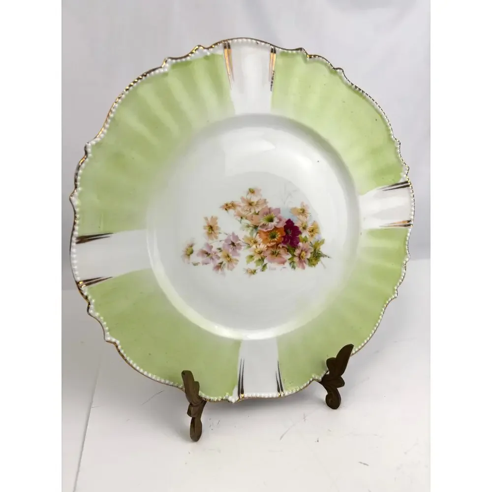 Antique Unmarked Hand Painted Porcelain Plate Green White Floral Gold Trim‎